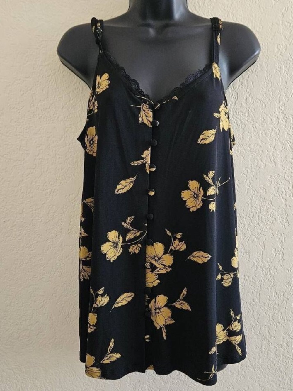 Torrid Button Down Tank Top - Picture 4 of 5
